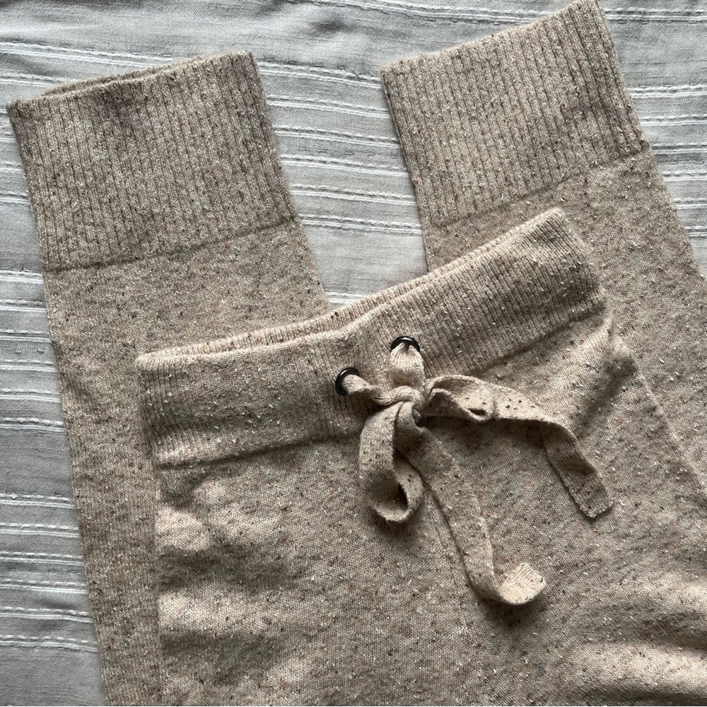 Knit sweater pants - Picture 2 of 8